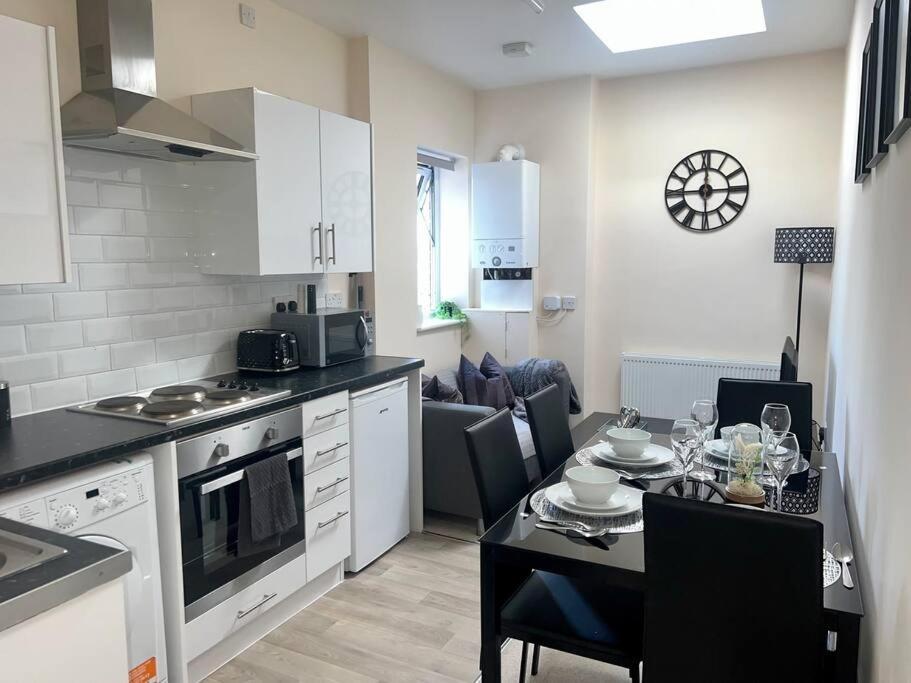 2 Bedroom Apartment With Balcony Oxford Kültér fotó